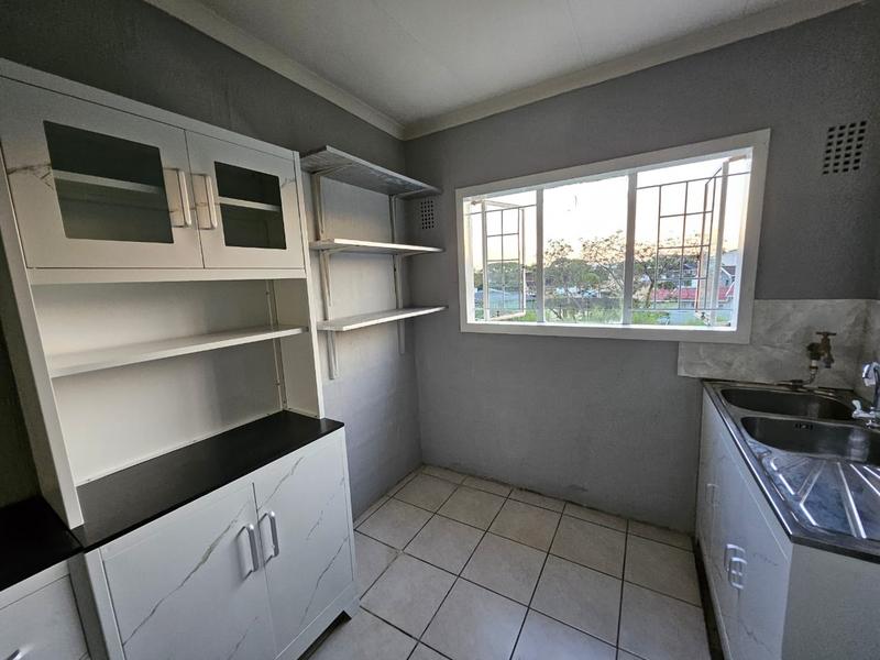 To Let 1 Bedroom Property for Rent in Sunford KwaZulu-Natal