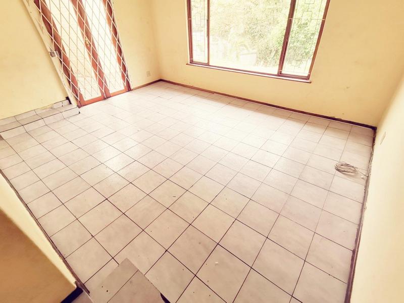 To Let 4 Bedroom Property for Rent in Mariannhill KwaZulu-Natal