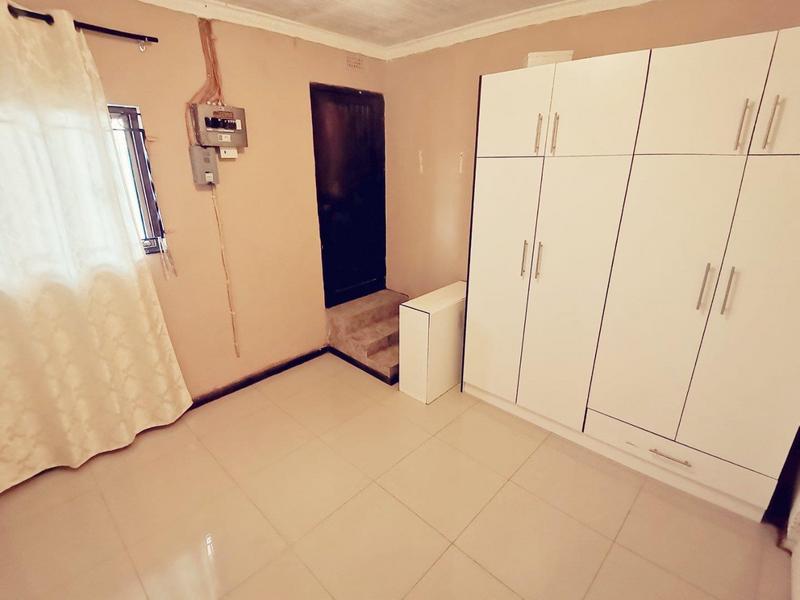 To Let 2 Bedroom Property for Rent in Sarnia KwaZulu-Natal