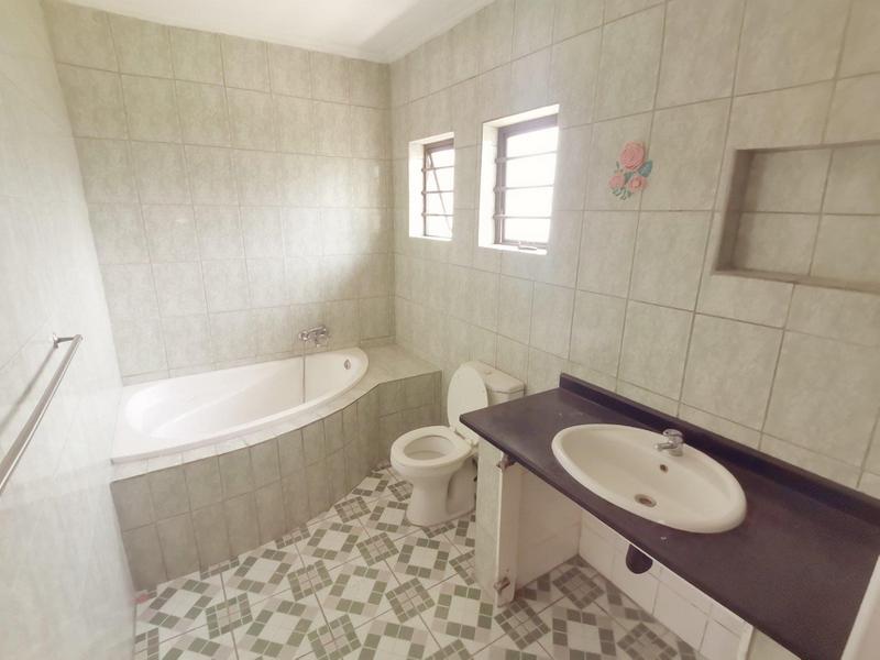 To Let 3 Bedroom Property for Rent in Atholl Heights KwaZulu-Natal