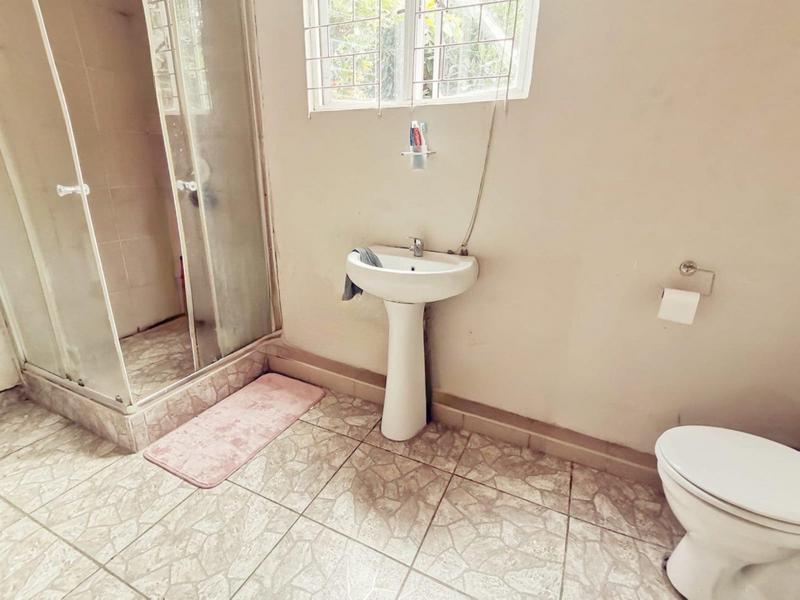 To Let 1 Bedroom Property for Rent in Manor Gardens KwaZulu-Natal