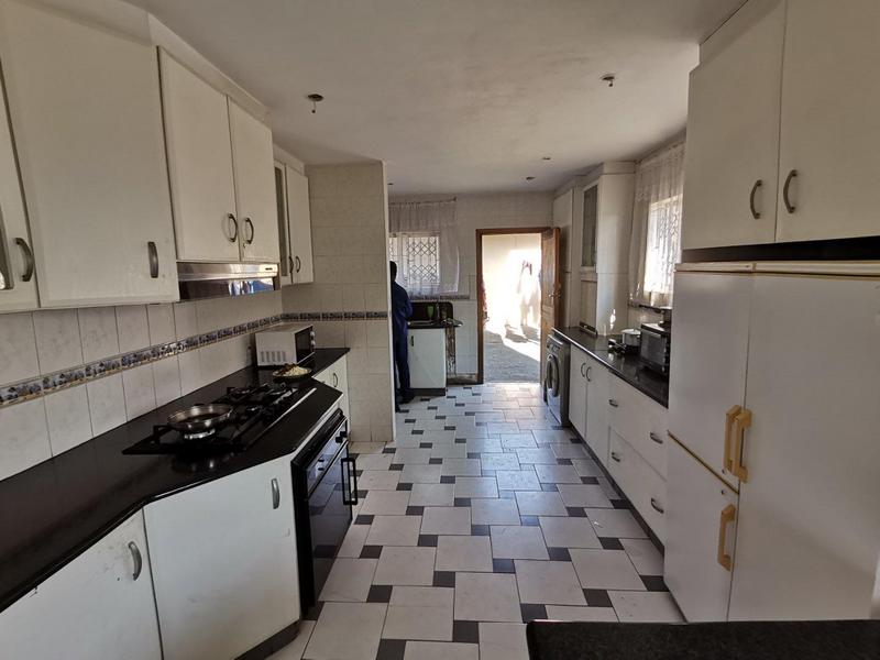 12 Bedroom Property for Sale in Springfield KwaZulu-Natal