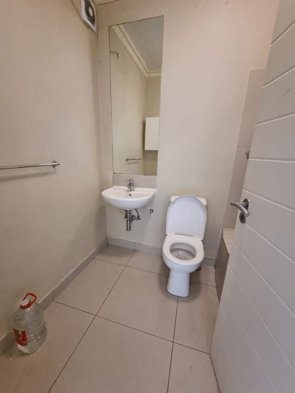 To Let 2 Bedroom Property for Rent in Umhlanga Ridge KwaZulu-Natal