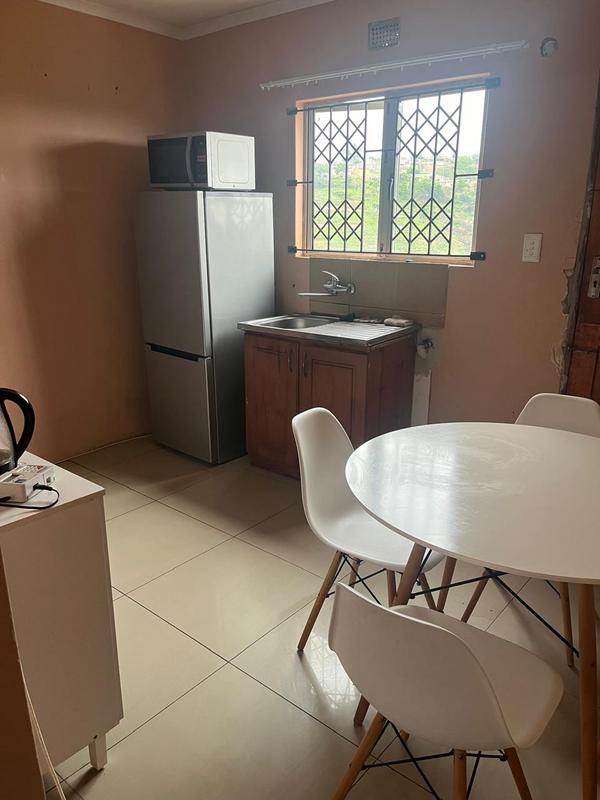 To Let 2 Bedroom Property for Rent in Kwadabeka KwaZulu-Natal