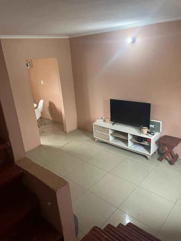 To Let 2 Bedroom Property for Rent in Kwadabeka KwaZulu-Natal