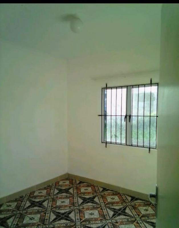 To Let 3 Bedroom Property for Rent in Newlands West KwaZulu-Natal