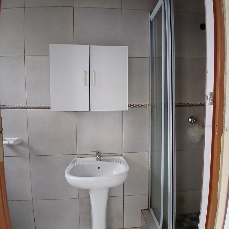 To Let 1 Bedroom Property for Rent in Montclair KwaZulu-Natal