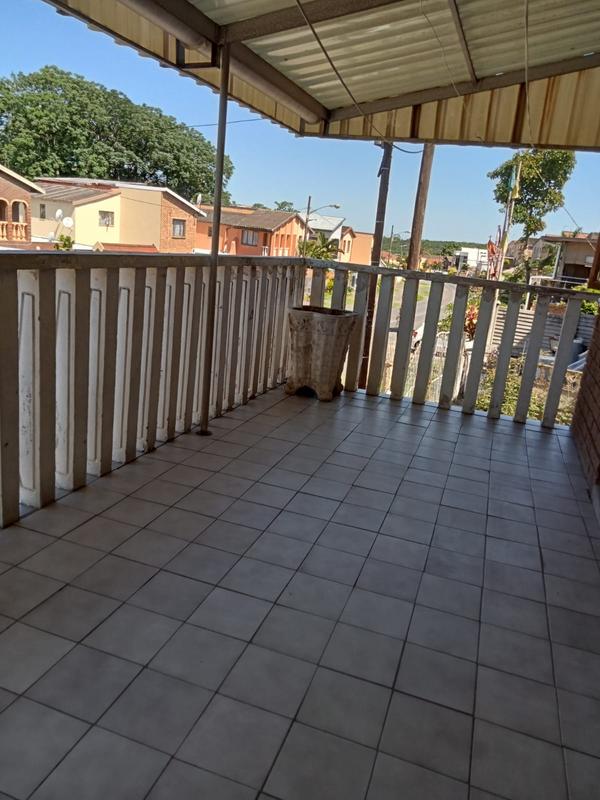 To Let 4 Bedroom Property for Rent in Chatsworth KwaZulu-Natal