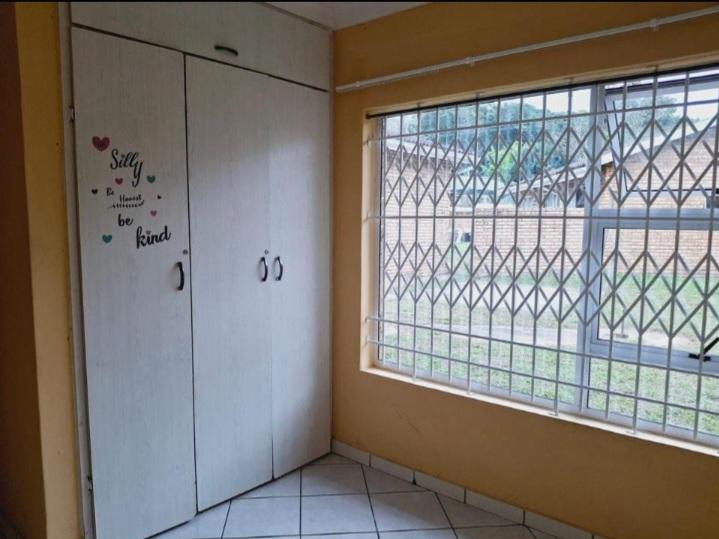 To Let 3 Bedroom Property for Rent in Shelly Beach KwaZulu-Natal