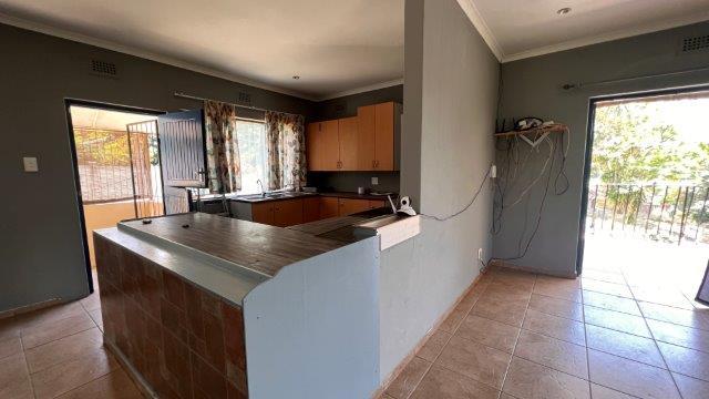 To Let 4 Bedroom Property for Rent in Northdene KwaZulu-Natal