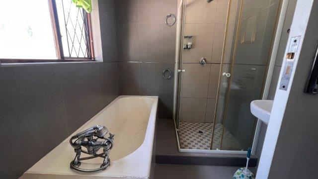 To Let 4 Bedroom Property for Rent in Northdene KwaZulu-Natal