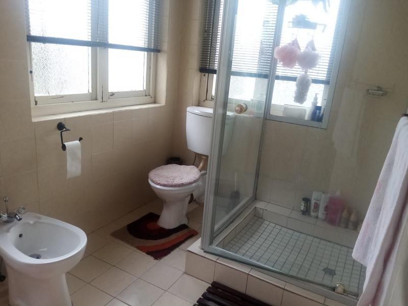 5 Bedroom Property for Sale in Glenwood KwaZulu-Natal