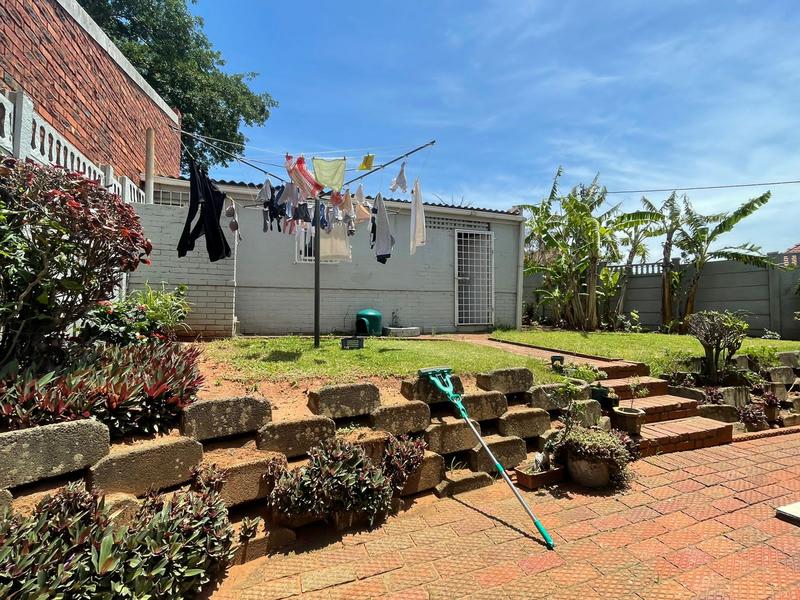 5 Bedroom Property for Sale in Glenwood KwaZulu-Natal