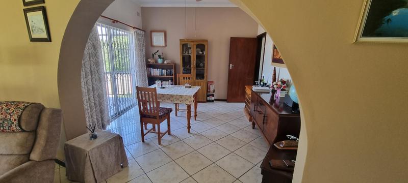 4 Bedroom Property for Sale in Umtentweni KwaZulu-Natal