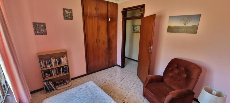 4 Bedroom Property for Sale in Umtentweni KwaZulu-Natal