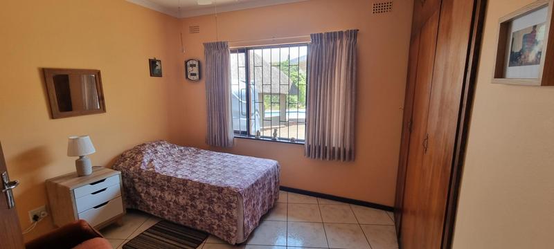 4 Bedroom Property for Sale in Umtentweni KwaZulu-Natal