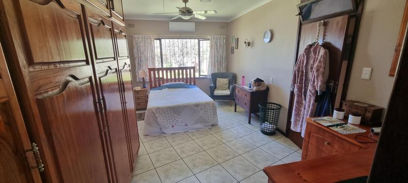 4 Bedroom Property for Sale in Umtentweni KwaZulu-Natal