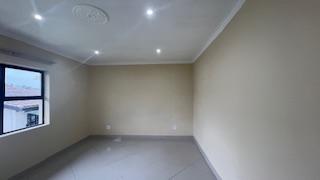 To Let 2 Bedroom Property for Rent in Glen Park KwaZulu-Natal