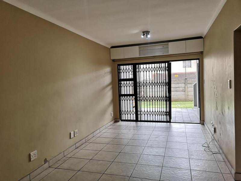 To Let 2 Bedroom Property for Rent in Winklespruit KwaZulu-Natal