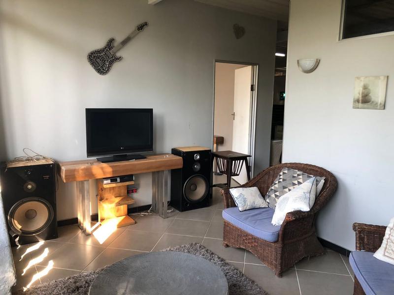 To Let 3 Bedroom Property for Rent in Sarnia KwaZulu-Natal