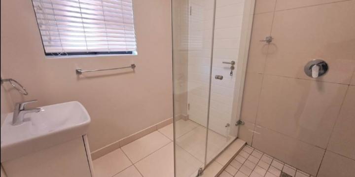 To Let 2 Bedroom Property for Rent in Umhlanga Ridge KwaZulu-Natal