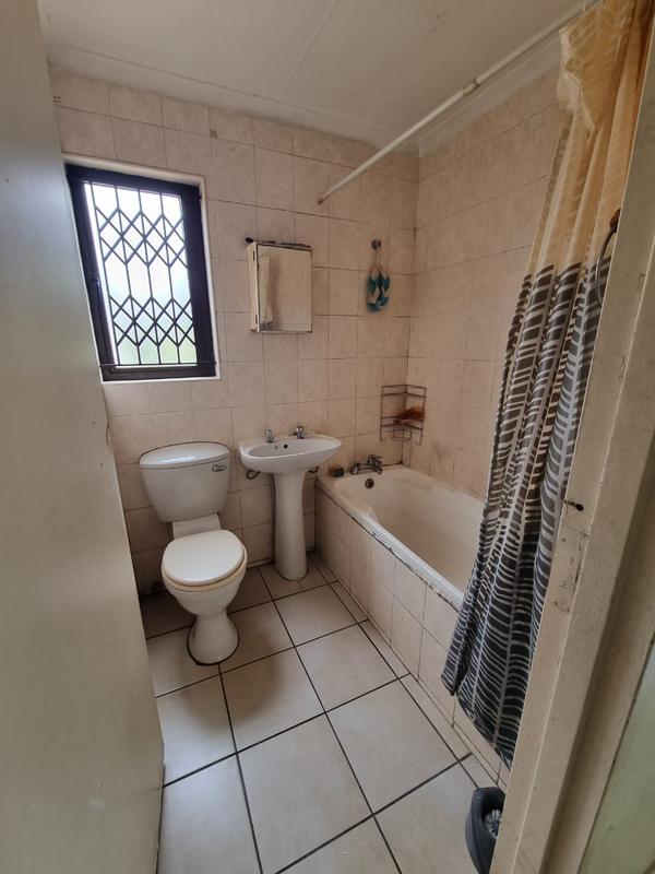 To Let 2 Bedroom Property for Rent in Phoenix KwaZulu-Natal