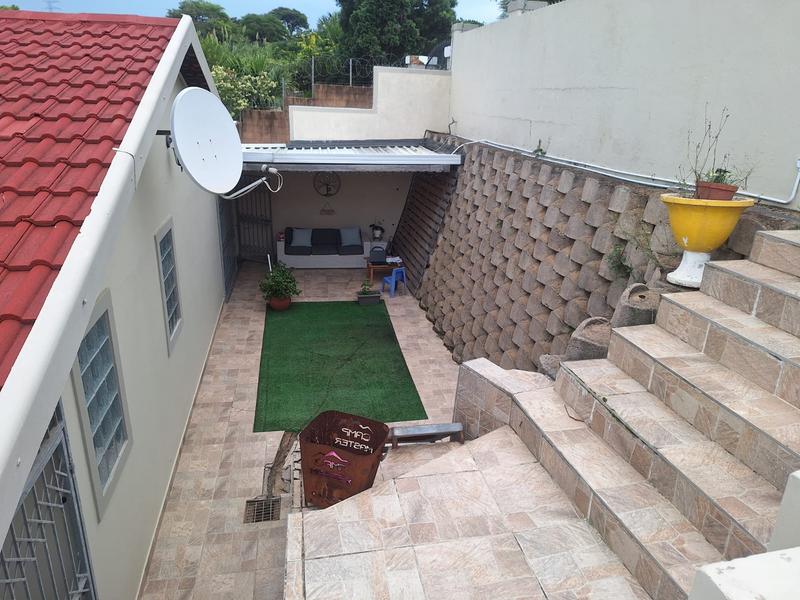 3 Bedroom Property for Sale in Newlands West KwaZulu-Natal