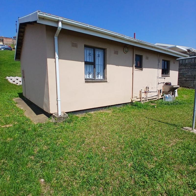 2 Bedroom Property for Sale in Umlazi KwaZulu-Natal