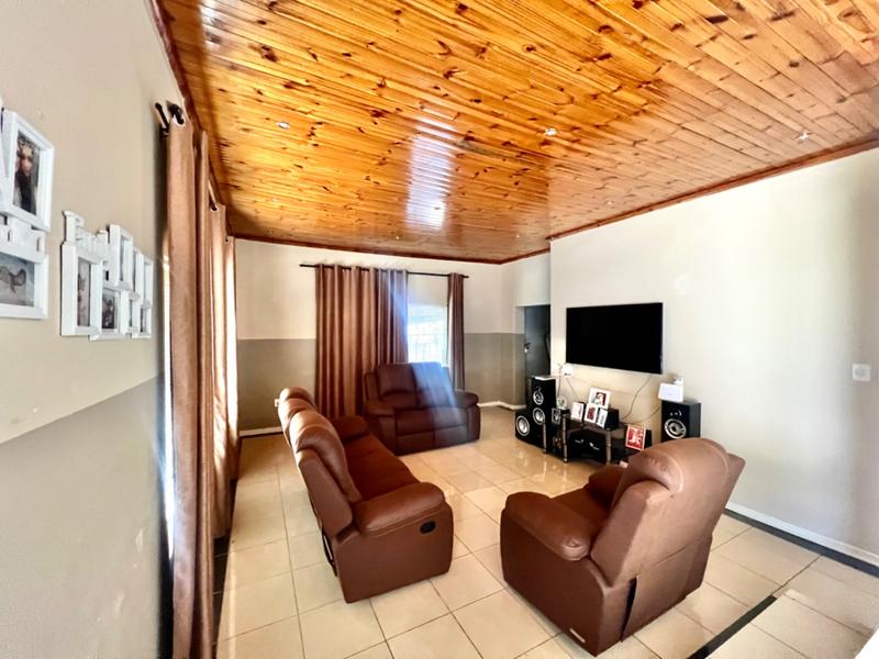 3 Bedroom Property for Sale in Newholme KwaZulu-Natal