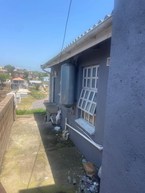 2 Bedroom Property for Sale in Illovo KwaZulu-Natal