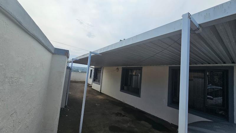 3 Bedroom Property for Sale in Newlands West KwaZulu-Natal