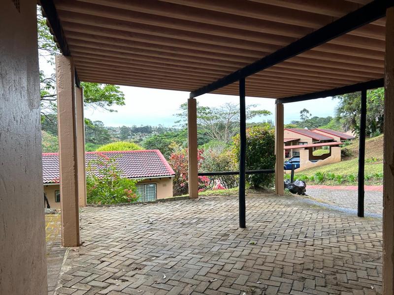 To Let 2 Bedroom Property for Rent in Port Edward KwaZulu-Natal