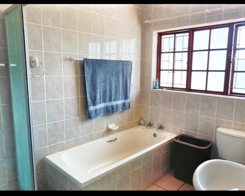 To Let 4 Bedroom Property for Rent in Mtunzini KwaZulu-Natal