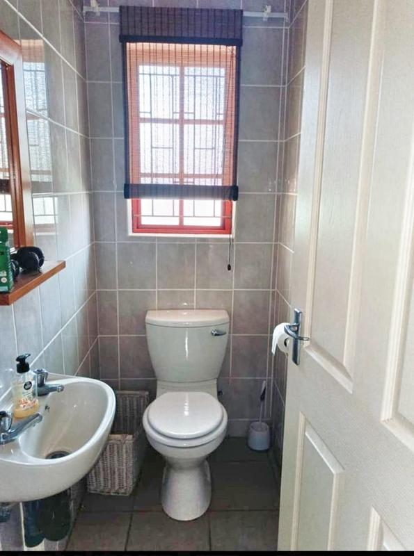 To Let 4 Bedroom Property for Rent in Mtunzini KwaZulu-Natal