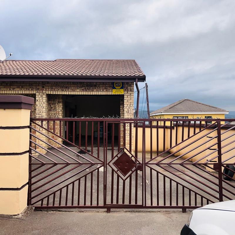 To Let 3 Bedroom Property for Rent in Westgate KwaZulu-Natal