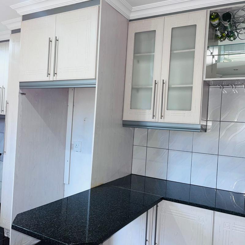 To Let 3 Bedroom Property for Rent in Westgate KwaZulu-Natal