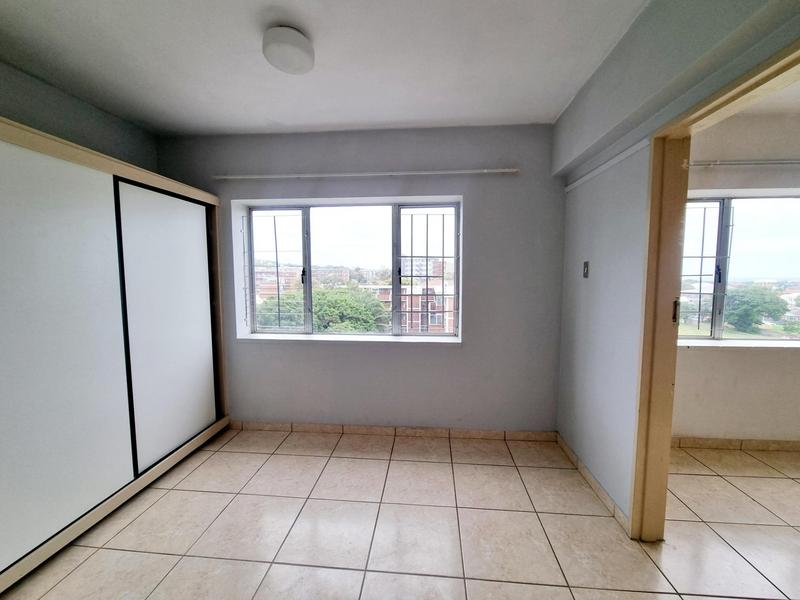 To Let 2 Bedroom Property for Rent in Essenwood KwaZulu-Natal