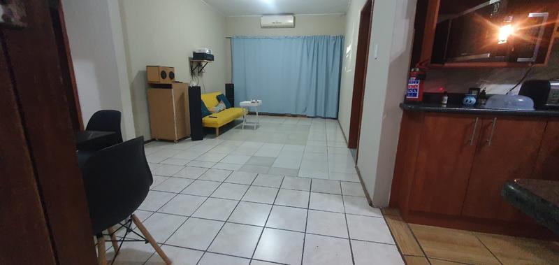 To Let 2 Bedroom Property for Rent in Saiccor Village KwaZulu-Natal