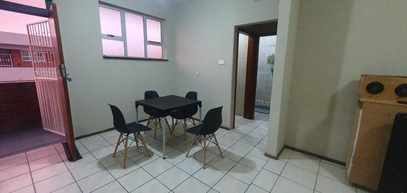 To Let 2 Bedroom Property for Rent in Saiccor Village KwaZulu-Natal