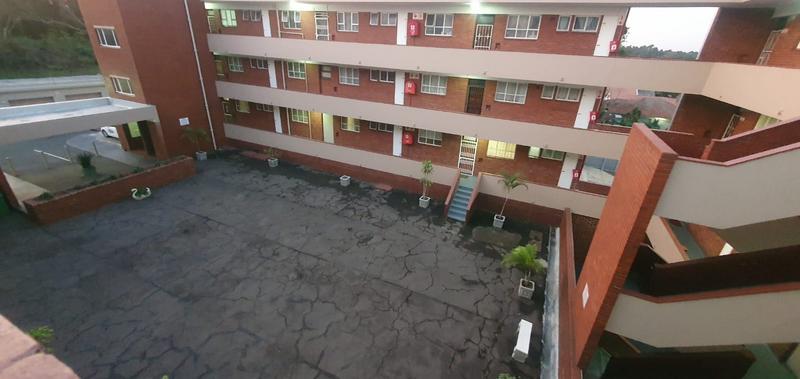 To Let 2 Bedroom Property for Rent in Saiccor Village KwaZulu-Natal