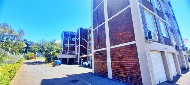 2 Bedroom Property for Sale in Essenwood KwaZulu-Natal