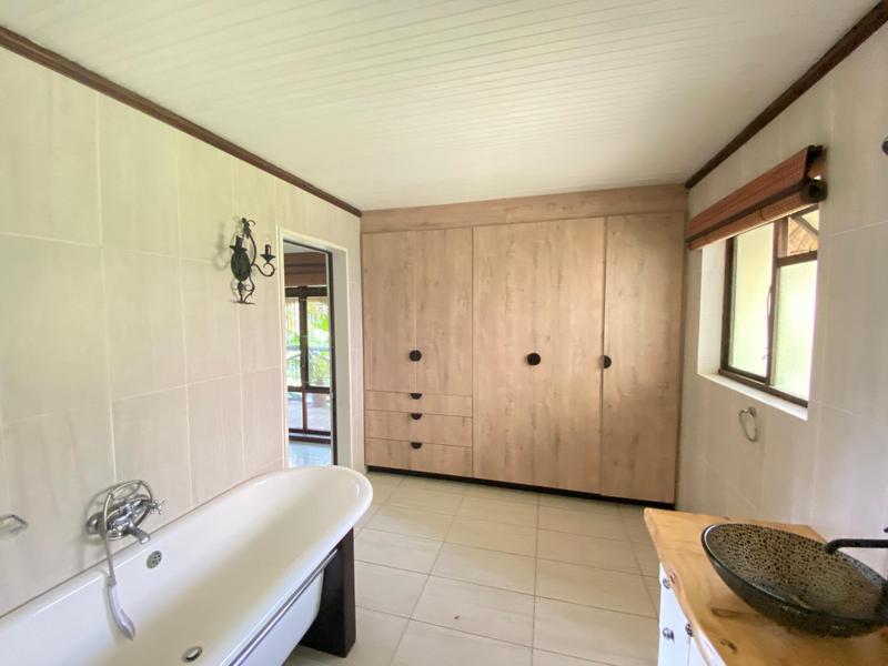 To Let 6 Bedroom Property for Rent in Ballito KwaZulu-Natal