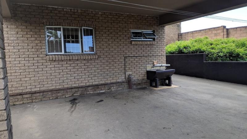 To Let 1 Bedroom Property for Rent in Reservoir Hills KwaZulu-Natal