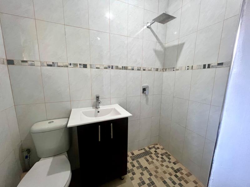 To Let 2 Bedroom Property for Rent in Reservoir Hills KwaZulu-Natal