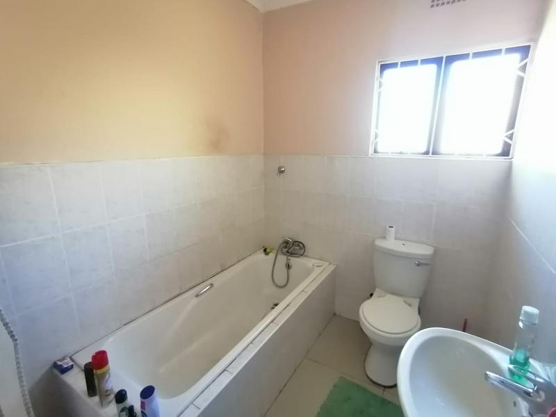 3 Bedroom Property for Sale in Illovo KwaZulu-Natal