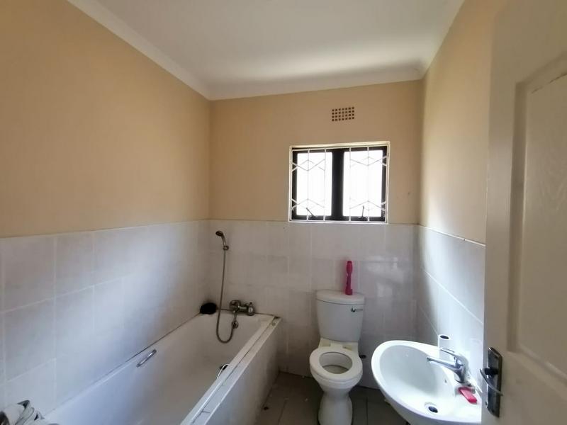 3 Bedroom Property for Sale in Illovo KwaZulu-Natal