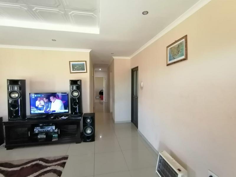 3 Bedroom Property for Sale in Illovo KwaZulu-Natal