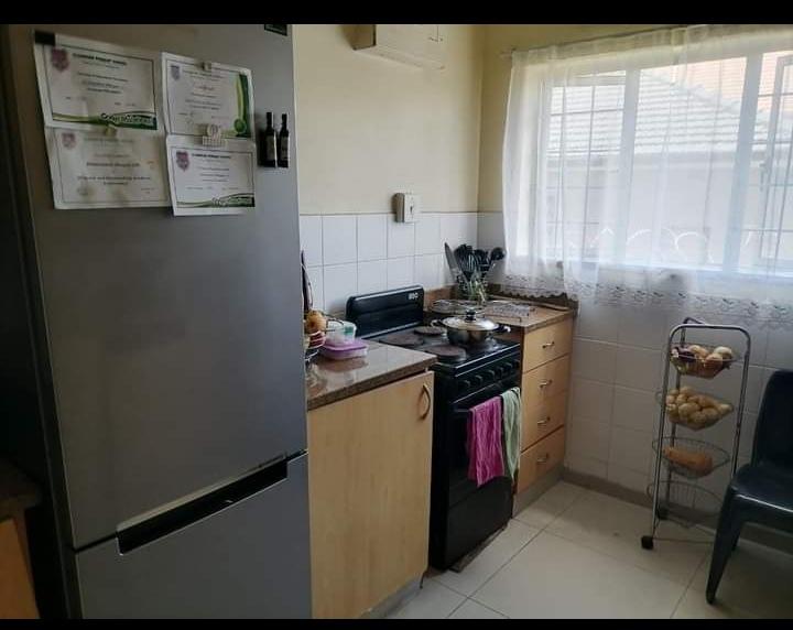 To Let 1 Bedroom Property for Rent in Umbilo KwaZulu-Natal