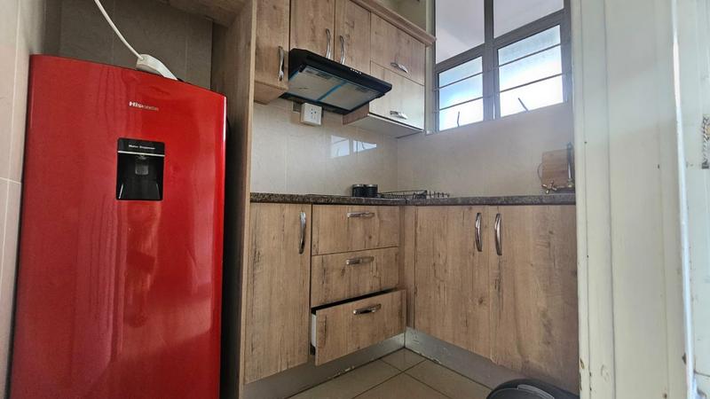 1 Bedroom Property for Sale in Durban Beach KwaZulu-Natal