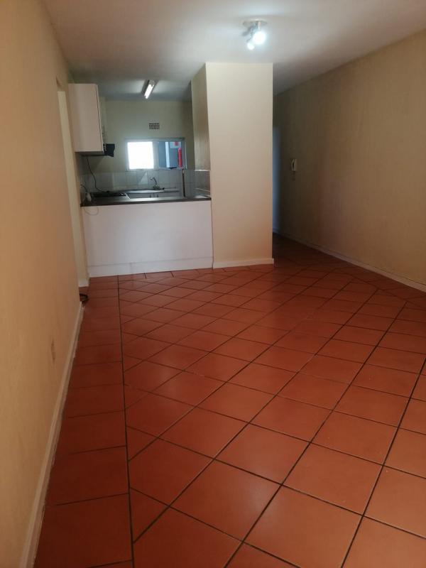 2 Bedroom Property for Sale in Essenwood KwaZulu-Natal